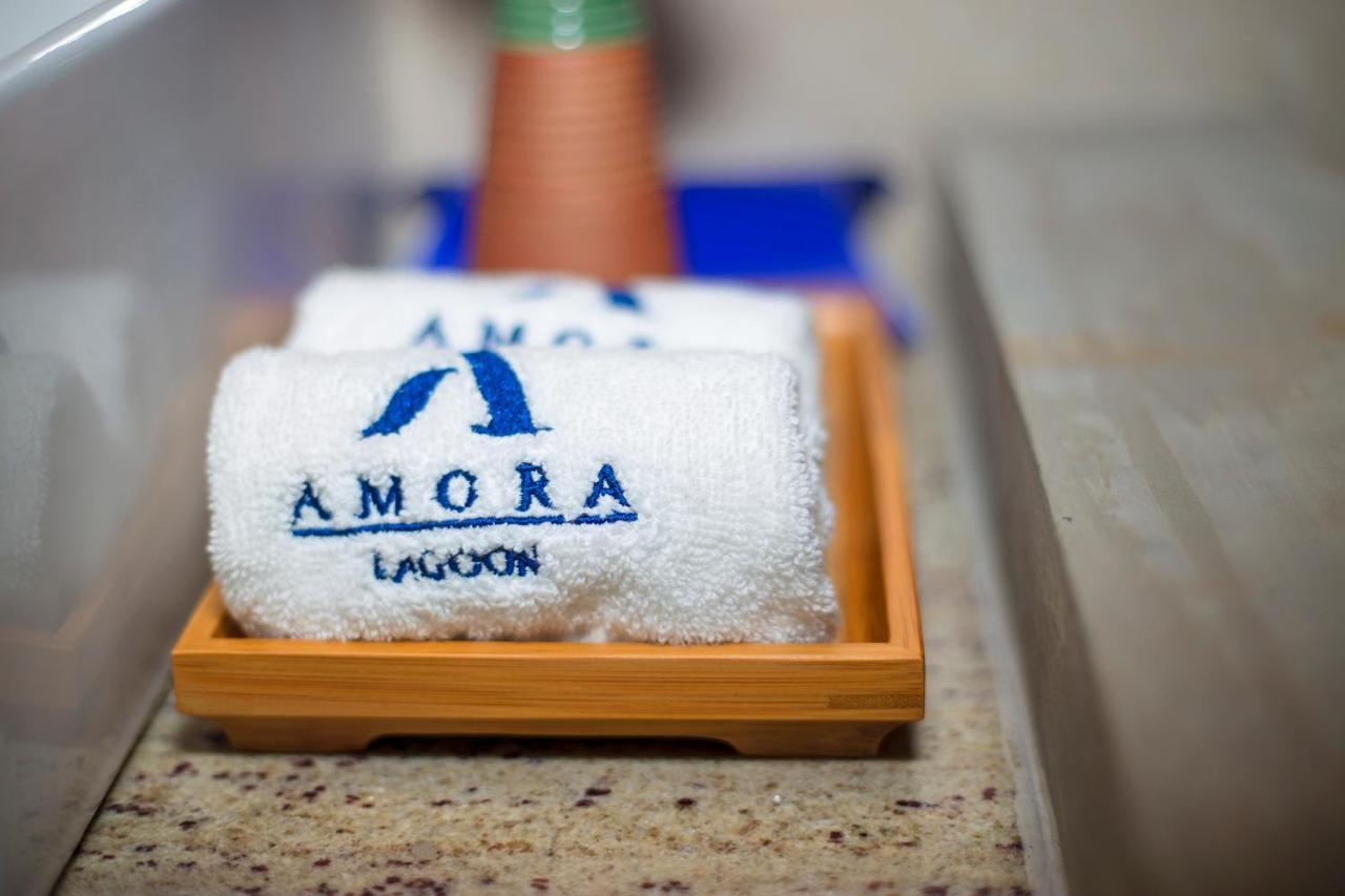 Amora Lagoon Hotel Katunayaka Ngoại thất bức ảnh